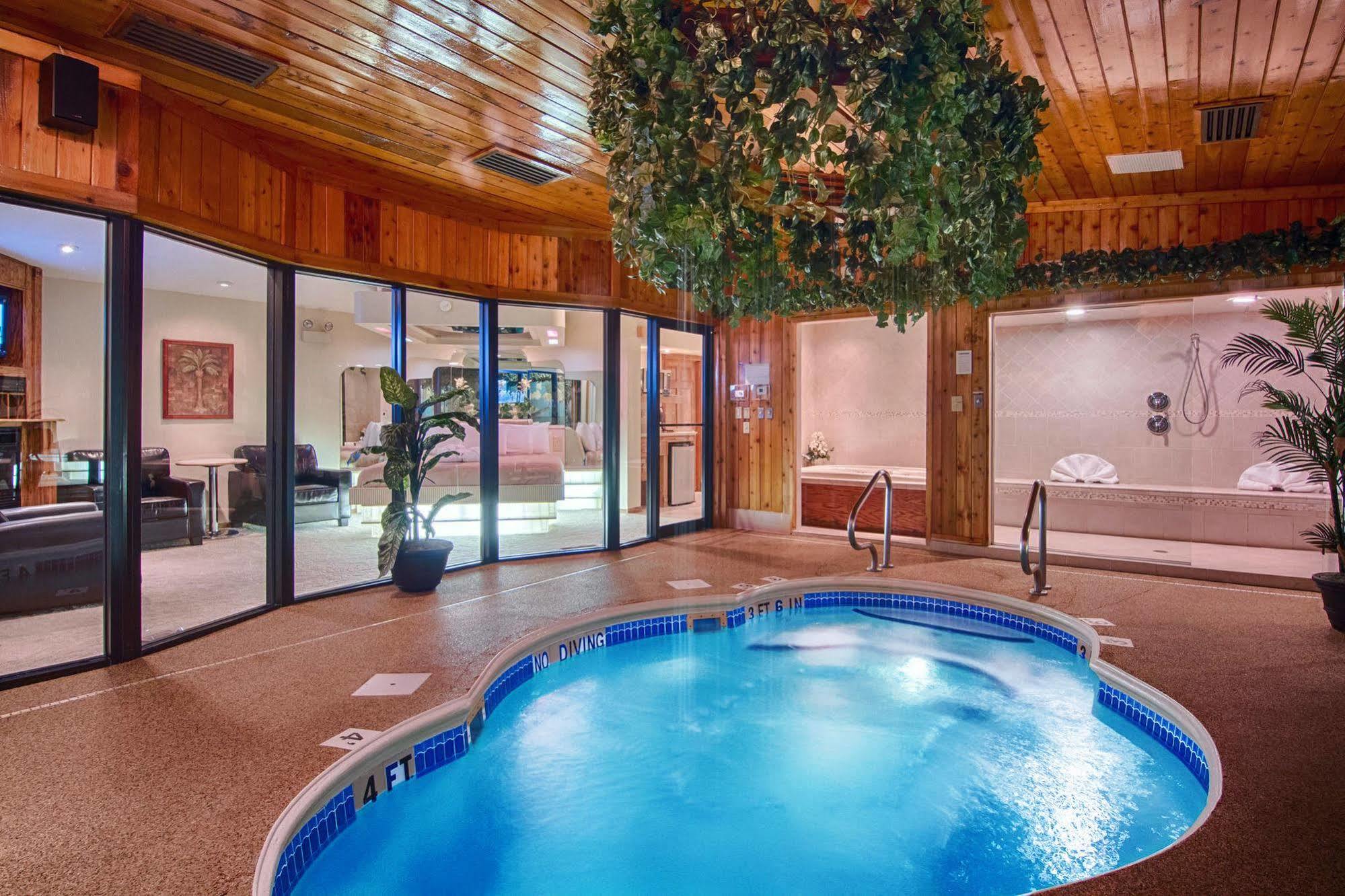 Sybaris Pool Suites - Indianapolis Dış mekan fotoğraf
